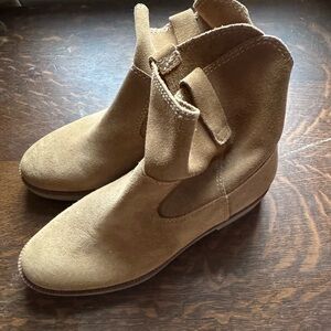 Lucky Brand Brand New midi boots